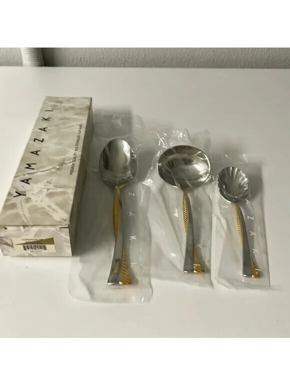Nib Yamazaki Cordagio Gold Accent Serveware